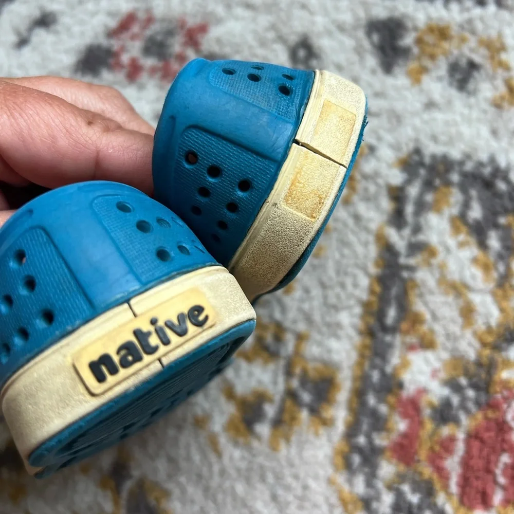 Native Kids Slip-On Water Shoes in Teal